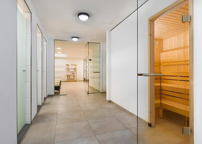 Ostseeallee Ostseeallee 4-37 شقة 4*